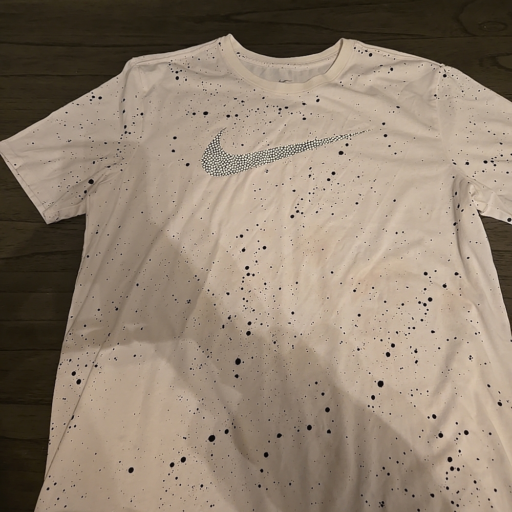 Nike White and Black Speckled Men's Tee